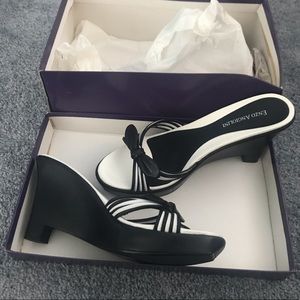 Enzo Angliolini black and white leather wedges 7.5
